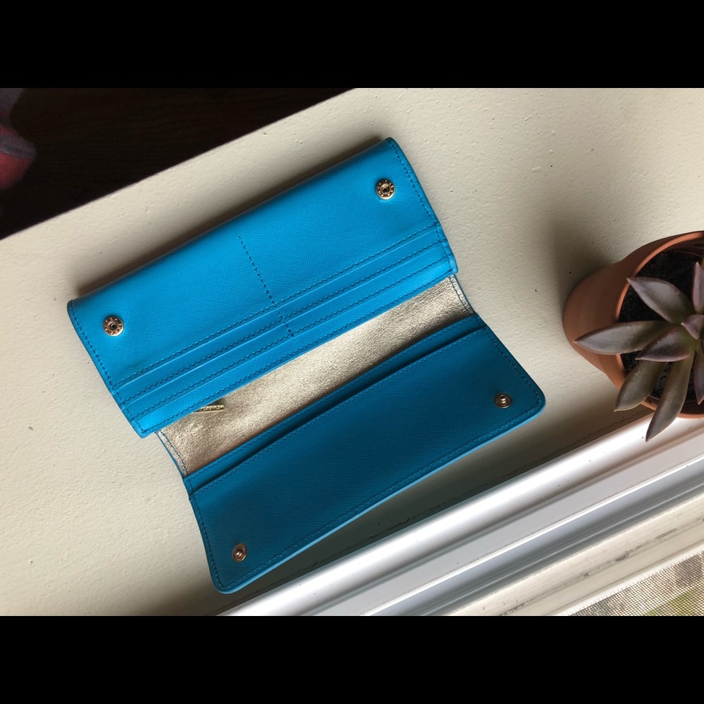 Tory Burch Robinson Continental Envelope Wallet - Picture 7 of 8